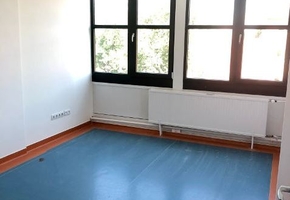 Budapest XIII. kerület Röppentyű utca B kategóriás  irodaházban iroda kiadó