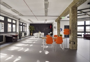 Budapest X. kerület Üllői út B kategóriás LOFT irodaház iroda kiadó
