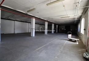 Budapest IV. kerület Újpest 4 szintes 3200nm szintterületű raktárépületben raktárak kiadók