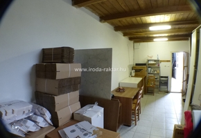 Nógrád megye Keszeg 924nm-es fűtetlen raktár kiadó