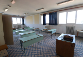 Csongrád-Csanád vármegye Szeged 6000nm-es telken 3150nm raktár, műhely, iroda funkciójú ingatlanegyüttes eladó