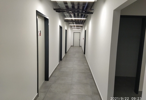 Budapest XI. kerület Repülőtéri út B kategóriás irodaházban iroda kiadó