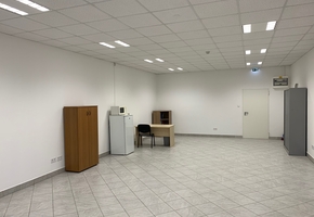 Pest megye Dunakeszi 888nm-es raktár valamint 100nm iroda kiadó