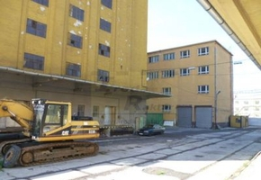 Budapest XV. kerület Közvágóhíd utca fűtetlen raktár kiadó