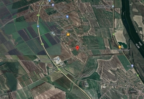 Fejér megye Iváncsa, 15.000nm gazdasági, kereskedelmi, szolgáltató övezetbe tartozó telek eladó